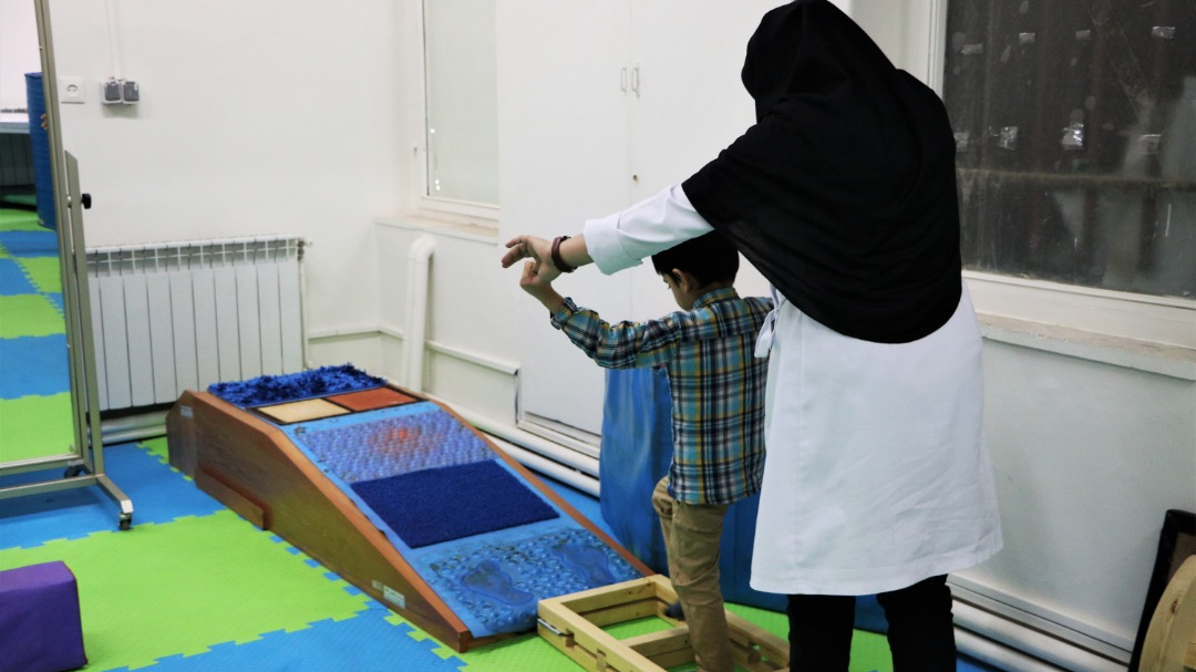 ارائه خدمات توانبخشی هلال احمر به بیش از هزار بیمار در خراسان جنوبی